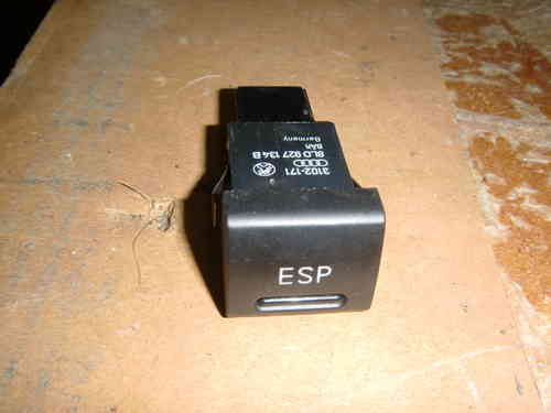 Schalter für ESP Audi A3 Bj.01 8L0927134B